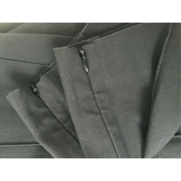 Theory Navy Blue Pleated Mid Rise Ankle Pants Side Zipper Size 2 - Picture 6 of 6